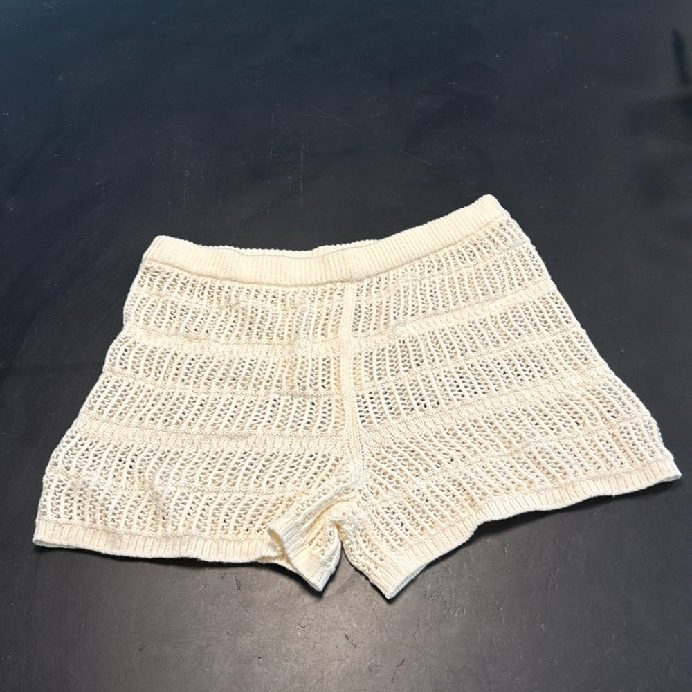 Aerie crochet shorts, tan. New with tags size medium